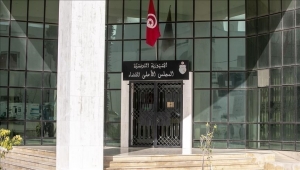 تونس.. تدهور الوضع الصحي لقضاة مضربين عن الطعام