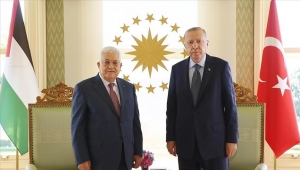 الرئيس الفلسطيني يزور تركيا الإثنين