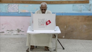 تونس.. 5 أحزاب تعلن مقاطعة انتخابات ديسمبر
