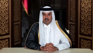 أمير قطر يزور عائلة الشيخ القرضاوي معزيا
