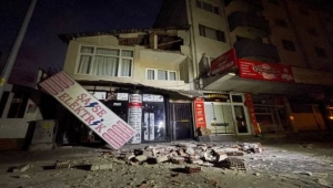 خلّف عشرات الجرحى.. زلزال بقوة 6 درجات يضرب منطقة دوزجة شمال غرب تركيا