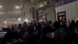 فيروس كورونا: احتجاجات في مدينة صينية ضد إغلاق كوفيد بعد حريق مدمر