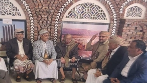 شاهد أولى الصور للصبيحي وناصر هادي .. مع بدء تنفيذ عملية تبادل الأسرى بين الحكومة والحوثيين