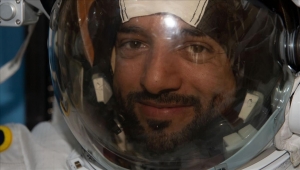 الإمارات تعلن نجاح أول مهمة سير "عربي مسلم" بالفضاء