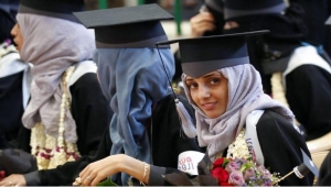 مركز كارنيغي: فصل الحوثي للجنسين في التعليم الجامعي خطوة رجعية تعمق العقلية الذكورية
