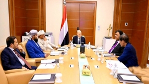 فريق الخبراء يحذر من صدامات مسلحة داخل المجلس الرئاسي ويحمل الحوثيين مسؤولية الانتهاكات الاقتصادية والحقوقية