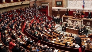 البرلمان الفرنسي يرفض الوقوف دقيقة صمت لأجل دبلوماسي قتله الاحتلال بغزة
