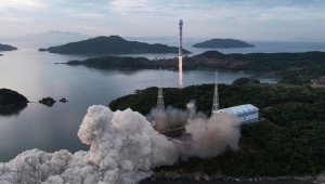 كوريا الشمالية: فشل إطلاق قمر صناعي للاستطلاع العسكري