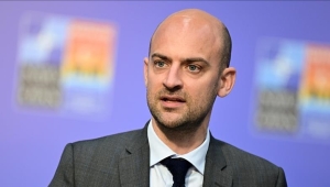 وزير خارجية فرنسا: توسيع حرب إسرائيل بغزة سيؤدي لـ"كارثة محققة"