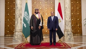 السيسي وابن سلمان يجددان رفض تهجير الفلسطينيين وإعادة احتلال غزة