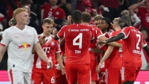 بايرن ميونخ يفوز على لايبزج بسداسية في افتتاح مسابقة الدوري الالماني