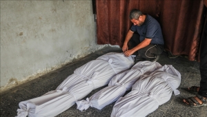 بينهم صحفي وأُم وأبناؤها الستة.. إسرائيل تقتل 58 فلسطينيا بغزة