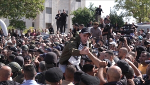 وصول أسرى فلسطينيين من سجن "عوفر" الإسرائيلي إلى رام الله