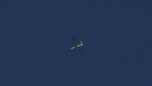 مسيّرات إسرائيلية تحلق فوق بيروت وتلقي قنابل صوتية بالجنوب