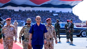 مقتل الغماري مثل ضربة قاسية لهياكل الجماعة - تقرير استخباراتي: الخلافات الداخلية وتراجع الإيرادات تدفع الحوثيين إلى حافة الهاوية (ترجمة خاصة)