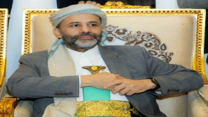 حميد الأحمر يُحمل التحالف والشرعية مسؤولية إنهاء الانقلاب والحفاظ على وحدة اليمن