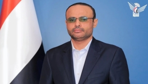 الحوثيون يعلنون استعدادهم للسيطرة على مضيق باب المندب