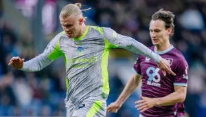 مانشستر سيتي في صدارة الدوري الإنجليزي وهبوط بيرنلي