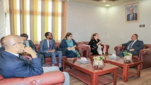 مباحثات يمنية أممية لتعزيز مشروع تأهيل ميناء عدن والبنية التحتية لقطاع النقل