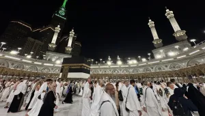 أكثر من 1.7 مليون حاج من 165 جنسية يؤدون المناسك