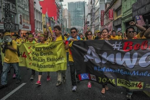 الماليزيون يتظاهرون لليوم الثاني للمطالبة بإستقالة رئيس الوزراء