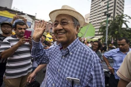 الشرطة تستدعي زعيم نهضة ماليزيا للتحقيق معه بسبب مشاركته في مظاهرات ضد الفساد