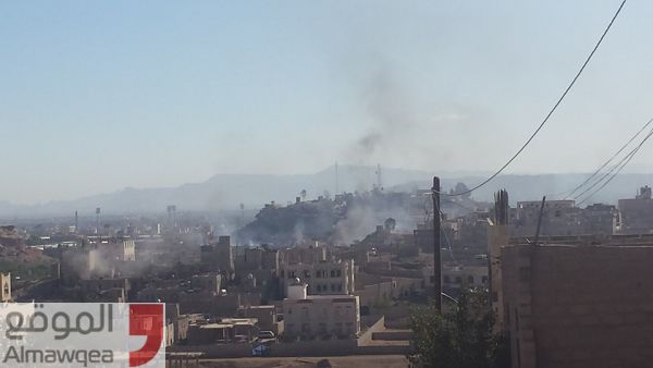غارات جوية مكثفة ومركزة على مخازن للأسلحة في  صنعاء