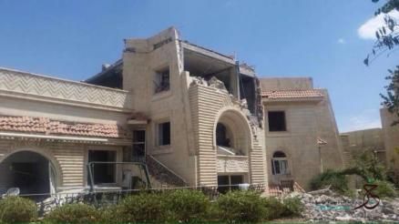 عمان تندد  باستهداف  سفارتها بصنعاء