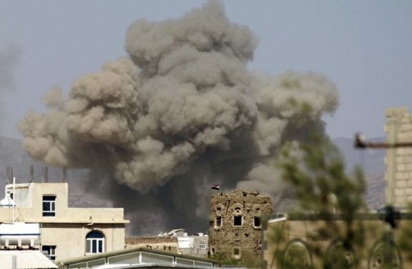 الحوثيون: أطلقنا صاروخ سكود باتجاه قاعدة سعودية