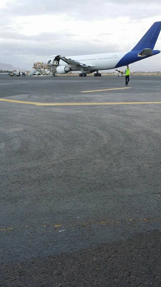 طيران الإمارات في صنعاء لأول مره منذ انطلاق عاصفة الحزم