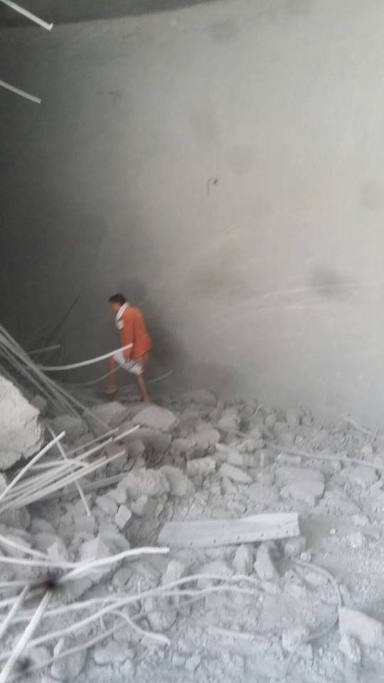 شاهد‬ صور لأحد أنفاق المخلوع صالح  في فج عطان ‫بصنعاء‬ بعد قصفه من قبل طيران ‫التحالف العربي