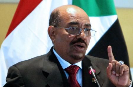 الرئيس السوداني يتحدث عن حرب اليمن ويتهم علي عبد الله صالح والحوثيين بعرقلة الحل السياسي