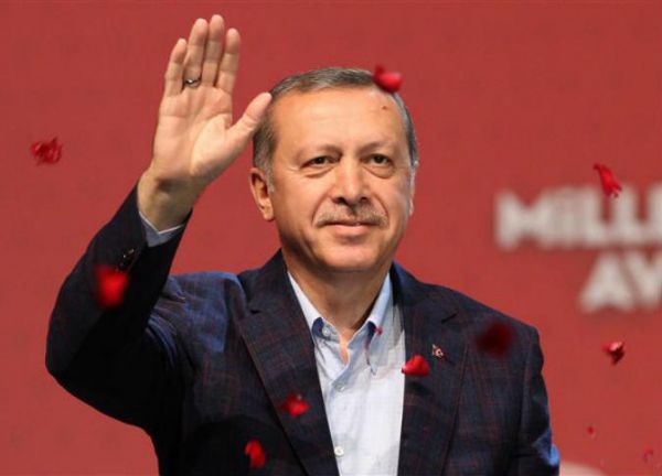 بالفيديو.. قصة حياة أردوغان على شاشات السينما