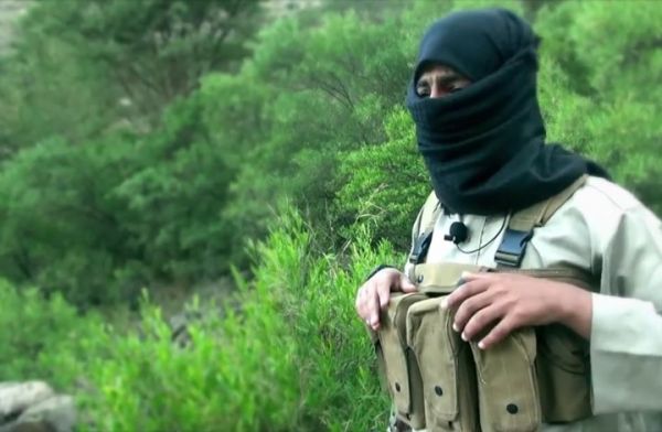 قائد منشق عن تنظيم الدولة باليمن يكشف معلومات مثيرة (فيديو)