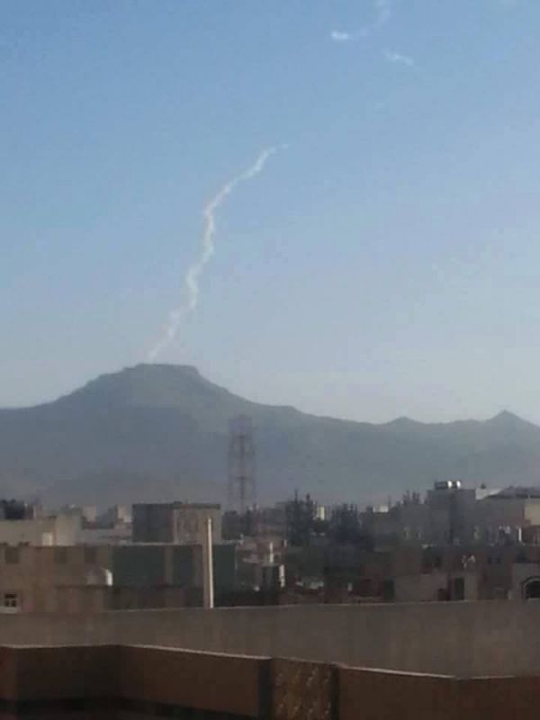 الحوثيون يفشلون في إطلاق صاروخ بالستي من مدينة باجل بالحديدة (تفاصيل)