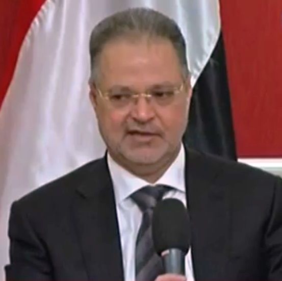 نائب رئيس الوزراء وزير الخارجية يصل القاهرة  لبحث تطورات الوضع في اليمن
