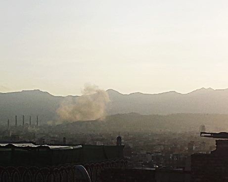 طيران التحالف يعاود قصف الرئاسة والنهدين جنوب العاصمة صنعاء (صور)