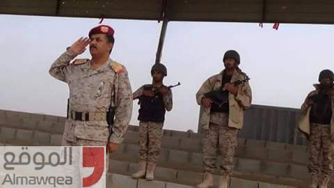 مأرب: قائد اللواء 14 مدرع يتفقد جاهزية الوحدات العسكرية التي تلقت تدريبات في اللواء (صور)