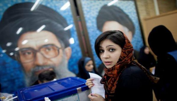 إيران تُعلن اجراء انتخاباتها البرلمانية ومجلس الخبراء في اليمن (ترجمة خاصة)