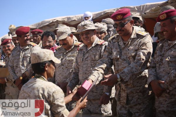 تخرج الدفعة الثانية من قوات المهمات الخاصة في بيحان بحضور رئيس الأركان (صور)