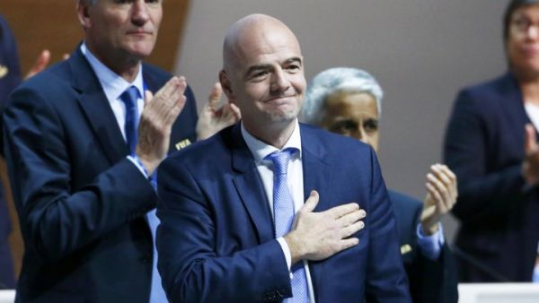 انتخاب السويسري جاني إنفانتينو رئيسا جديدا للاتحاد الدولي لكرة القدم