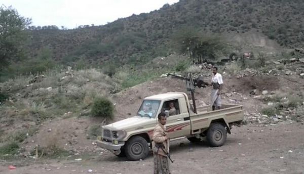 مقتل قيادي بالجيش الوطني و 15 حوثياً في مواجهات بالضالع