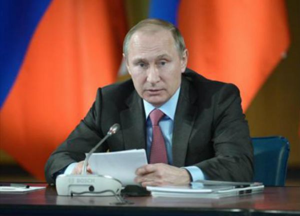 بوتين يأمر القوات الروسية بالانسحاب من سوريا