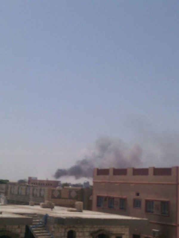 تواصل الغارات على معسكرات ومواقع تنظيم القاعدة بمحافظة حضرموت (صور)