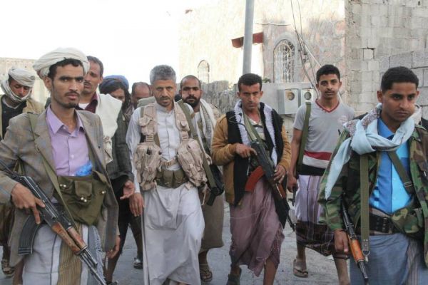 مليشيا الحوثي تسعى للسيطرة على معقل قائد مقاومة تعز الشيخ المخلافي عن طريق مذيخرة