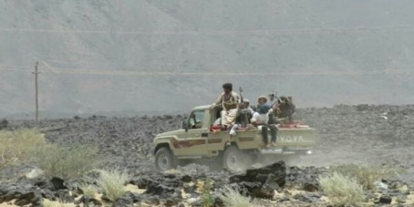 مليشيا الحوثي تسيطر على جبال مطلة على مناطق هامة بذمار وتفتح منافذ للتعزيزات العسكرية
