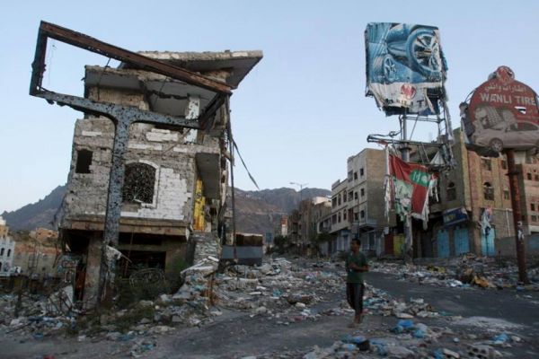 قصف عنيف للمليشيا على الاحياء السكنية بالتزامن مع تعزيزات عسكرية لمواقعها في تعز (تقرير ميداني)