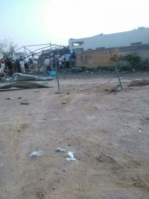 قتلى وجرحى بغارة جوية أصابت مستشفى تابع لمنظمة "أطباء بلا حدود" بمحافظة حجة (صور)