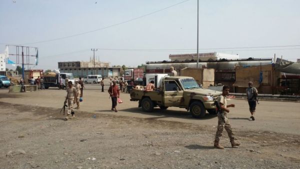 لحج : قوات الحزام الأمني تداهم مناطق في الحوطة وتعتقل العشرات دون أن توجه لهم أي تُهم