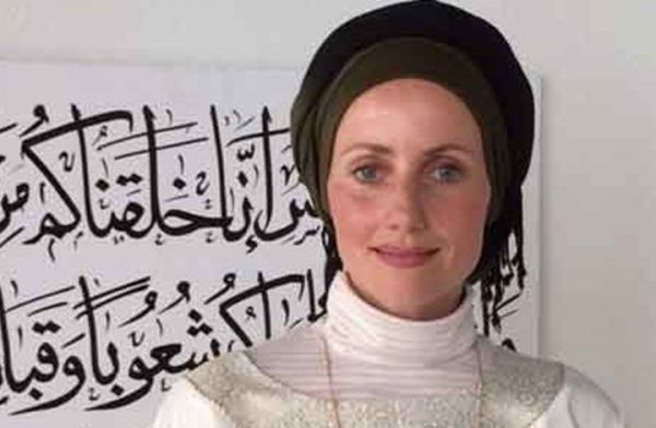 صلاة جمعة مختلفة في مسجد بالعاصمة الدانماركية بإمامة امرأة سورية